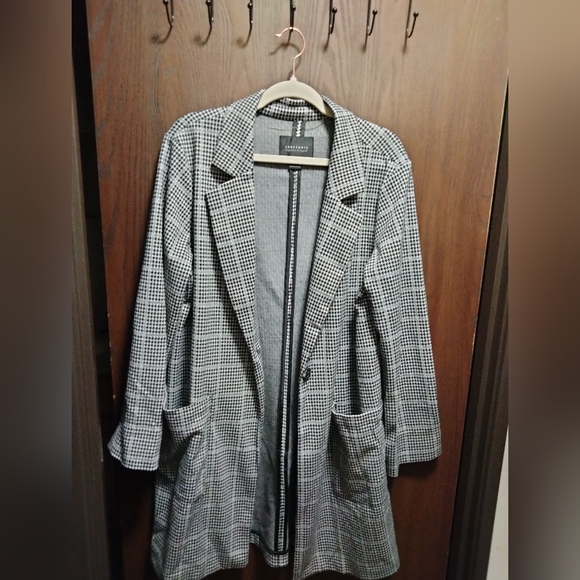 Sanctuary Jackets & Blazers - LIKE NEW Sanctuary Women's Houndstooth Jacket